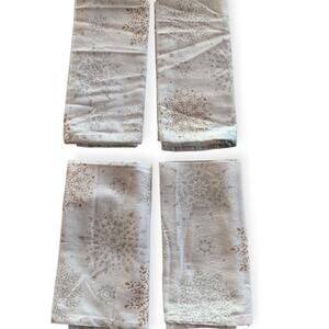Set of 4 Bee & Willow Fabric Napkins White Silver Gold Snowflake Holiday